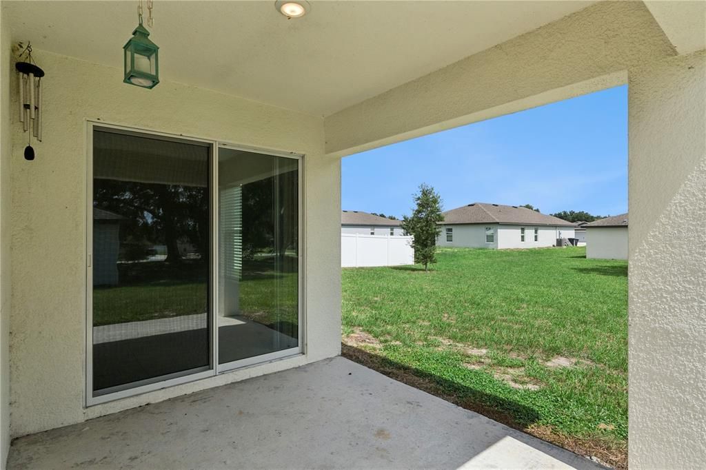 En Venta: $339,900 (5 camas, 3 baños, 1944 Pies cuadrados)