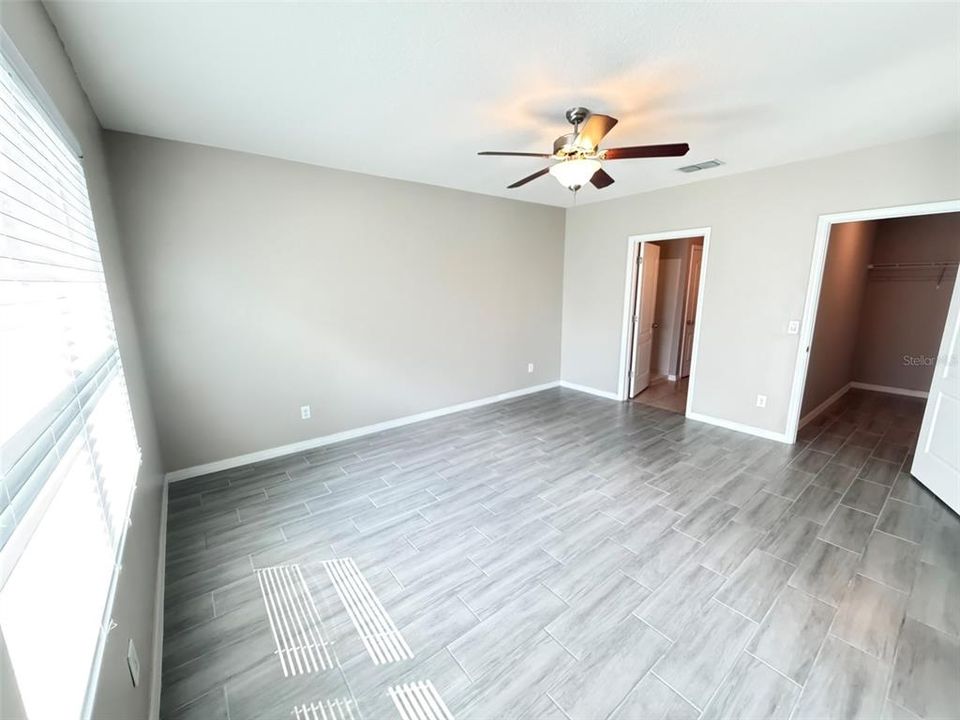 For Sale: $355,000 (3 beds, 2 baths, 1651 Square Feet)