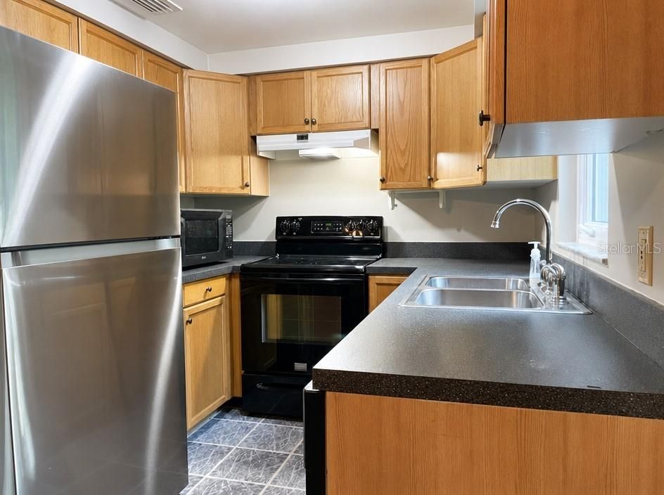 В аренду: $2,450 (2 спален, 1 ванн, 1020 Квадратных фут)
