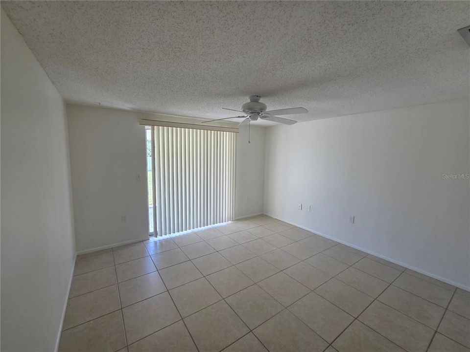 For Rent: $1,600 (2 beds, 2 baths, 982 Square Feet)