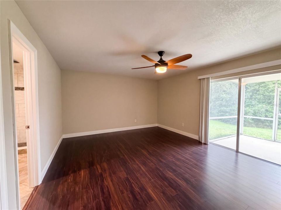 For Sale: $290,000 (3 beds, 2 baths, 1302 Square Feet)