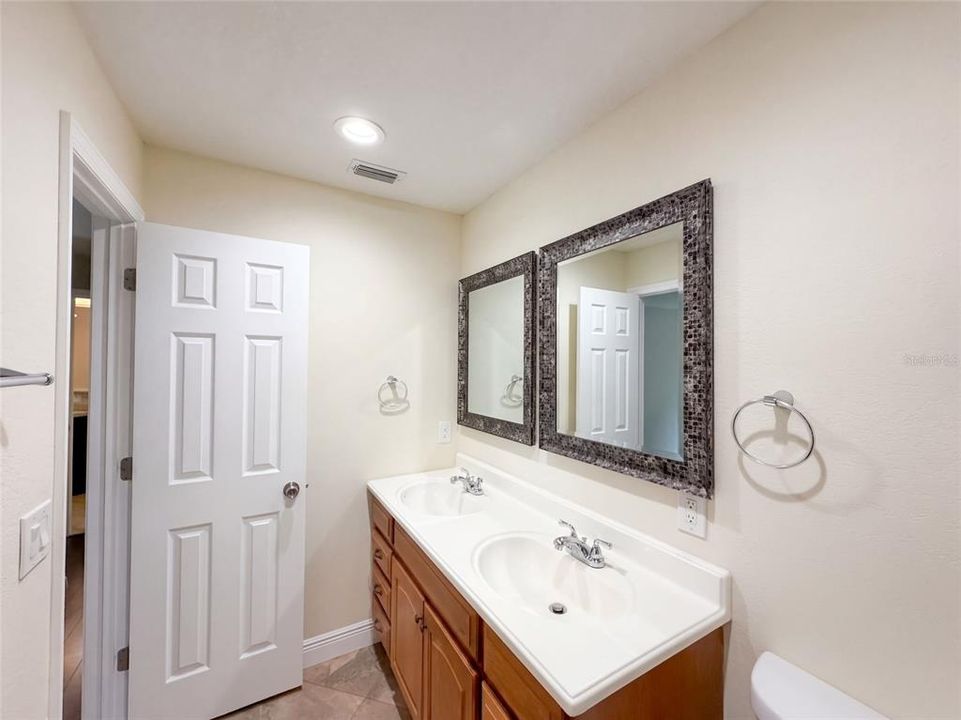 For Sale: $290,000 (3 beds, 2 baths, 1302 Square Feet)