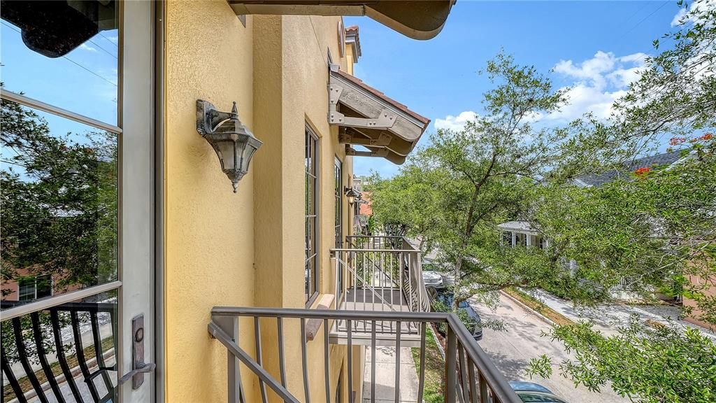 На продажу: $1,549,000 (3 спален, 2 ванн, 1910 Квадратных фут)