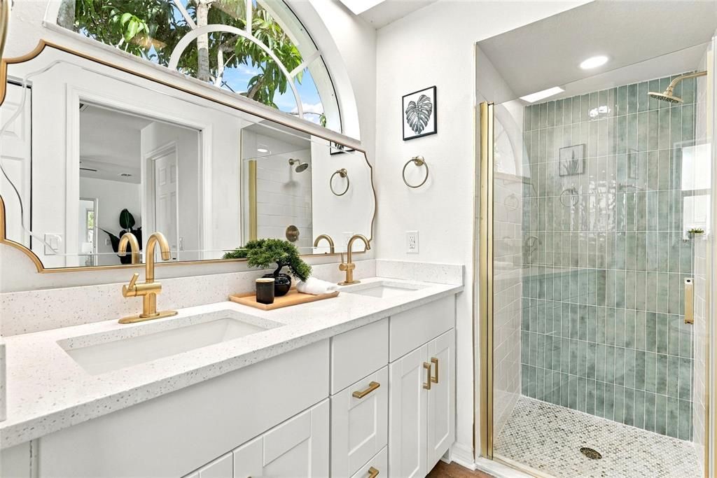 For Sale: $298,500 (3 beds, 2 baths, 1837 Square Feet)
