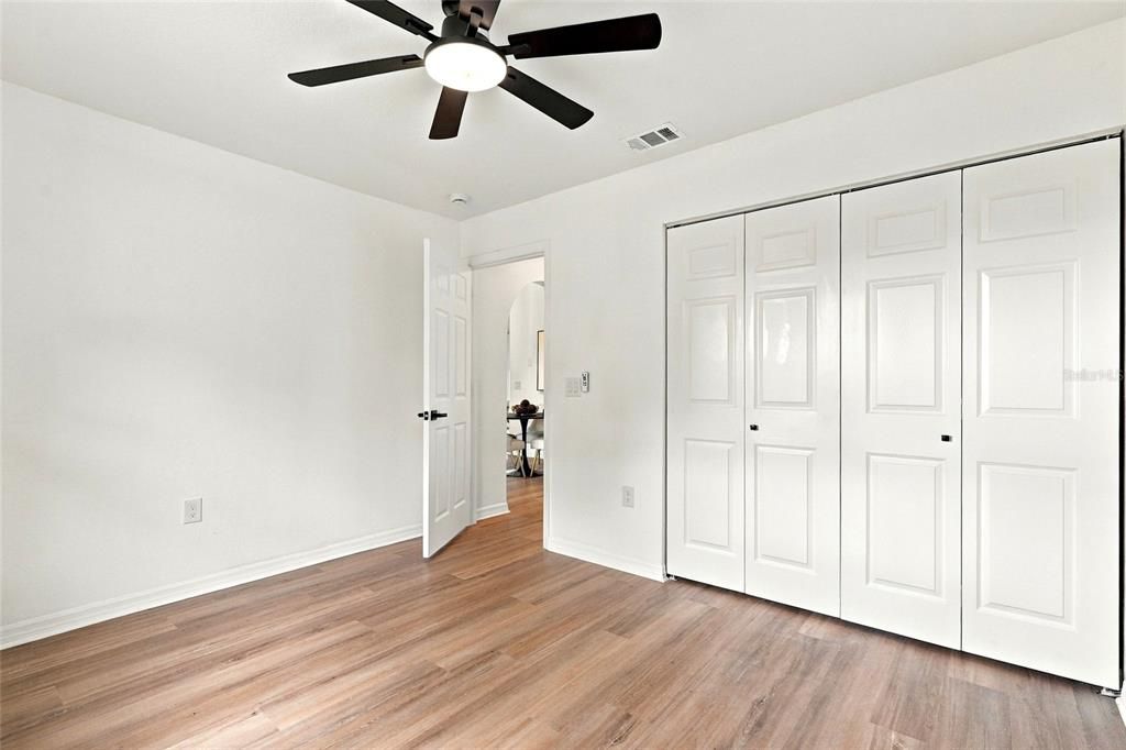 For Sale: $298,500 (3 beds, 2 baths, 1837 Square Feet)