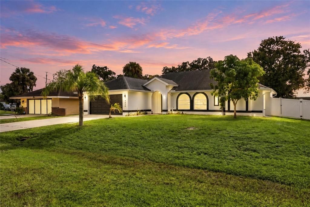 For Sale: $298,500 (3 beds, 2 baths, 1837 Square Feet)