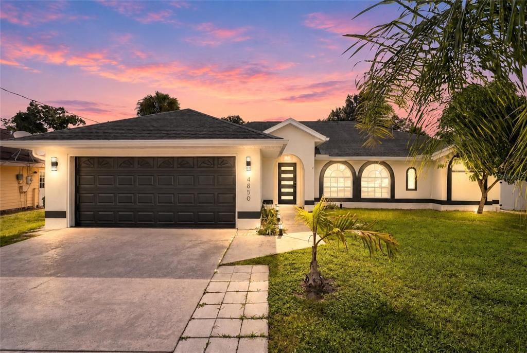 For Sale: $298,500 (3 beds, 2 baths, 1837 Square Feet)