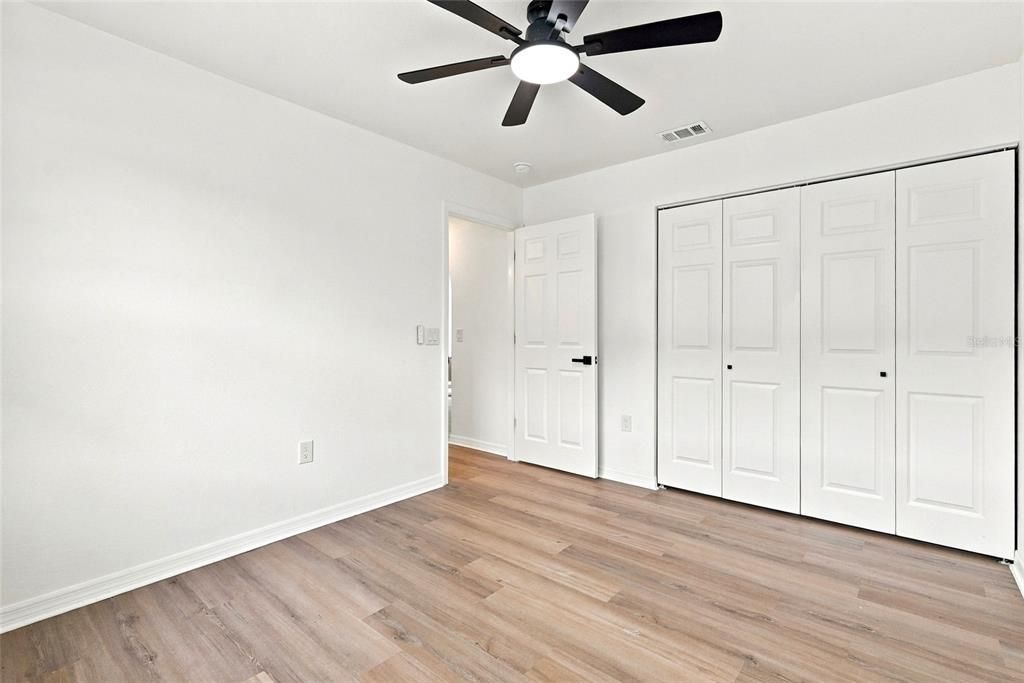 For Sale: $298,500 (3 beds, 2 baths, 1837 Square Feet)