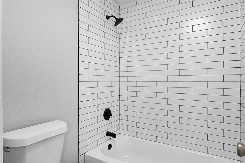 For Rent: $1,865 (3 beds, 2 baths, 1377 Square Feet)