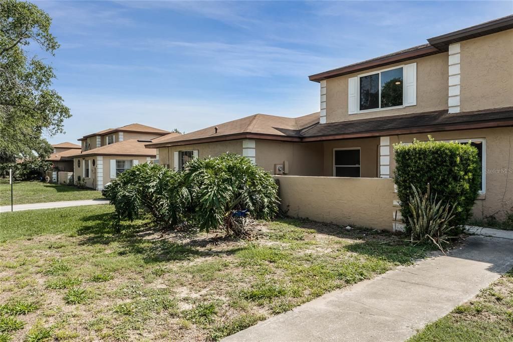 For Rent: $1,865 (3 beds, 2 baths, 1377 Square Feet)