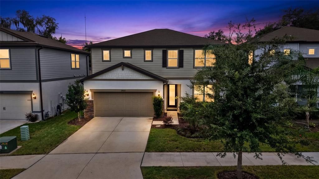 For Sale: $519,990 (4 beds, 3 baths, 2416 Square Feet)