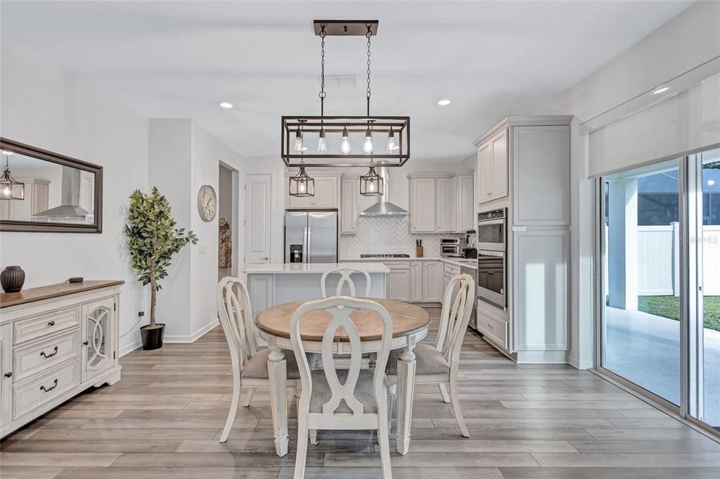 For Sale: $519,990 (4 beds, 3 baths, 2416 Square Feet)