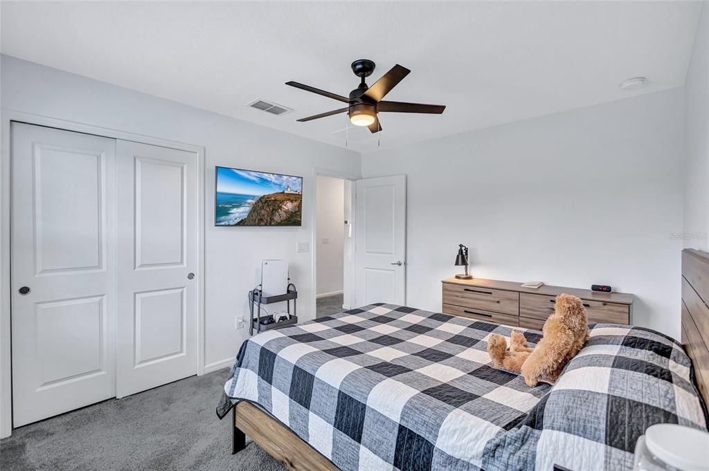 For Sale: $519,990 (4 beds, 3 baths, 2416 Square Feet)