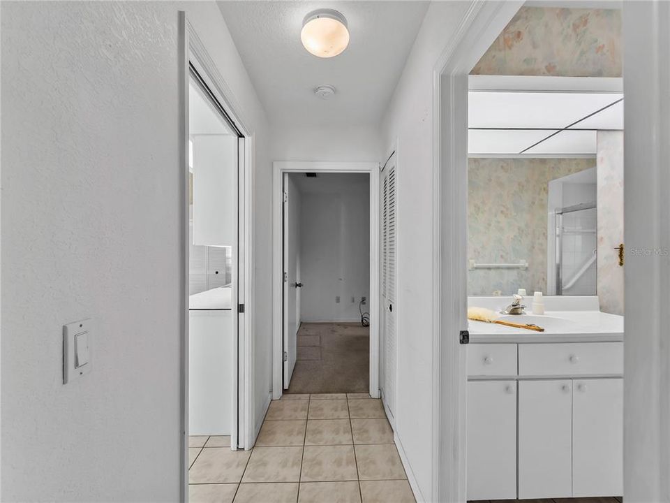 For Sale: $392,100 (4 beds, 3 baths, 2106 Square Feet)