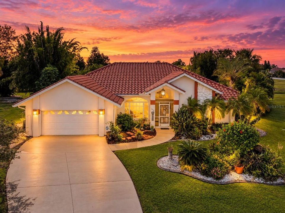 For Sale: $392,100 (4 beds, 3 baths, 2106 Square Feet)