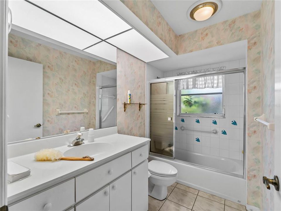 For Sale: $392,100 (4 beds, 3 baths, 2106 Square Feet)