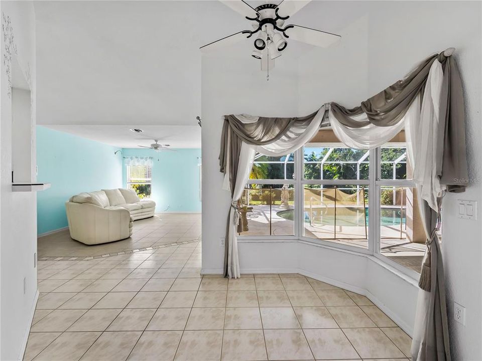 For Sale: $392,100 (4 beds, 3 baths, 2106 Square Feet)