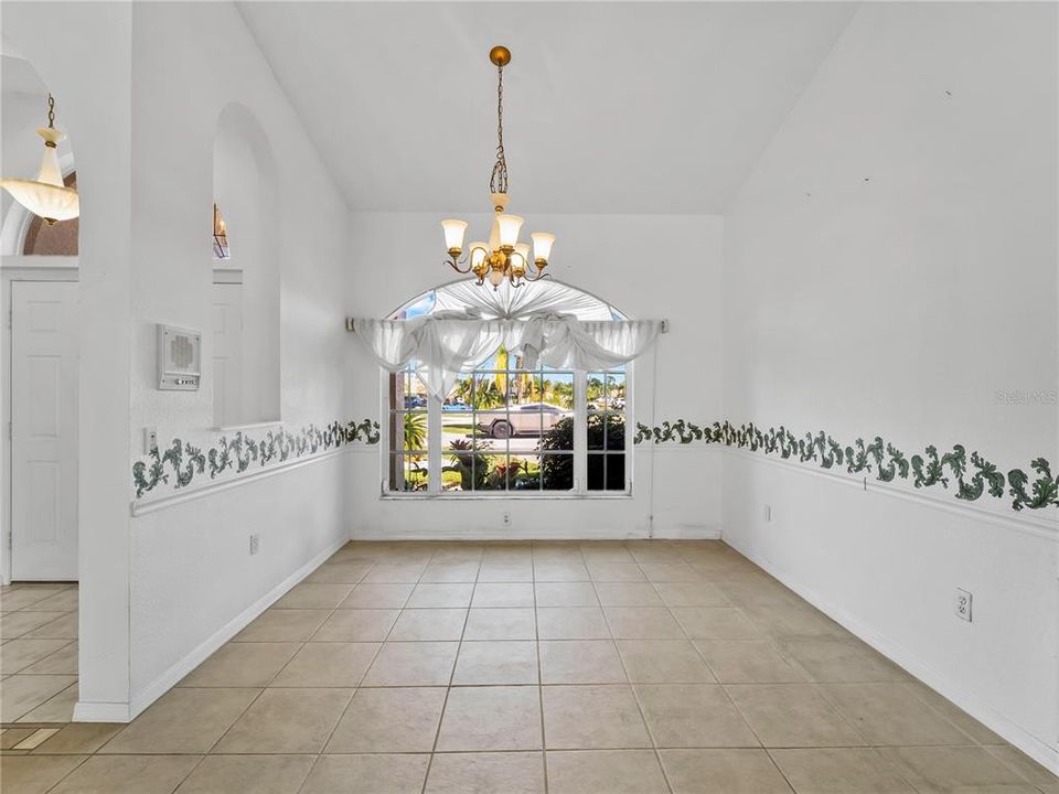 For Sale: $392,100 (4 beds, 3 baths, 2106 Square Feet)