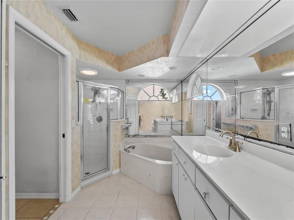 For Sale: $392,100 (4 beds, 3 baths, 2106 Square Feet)