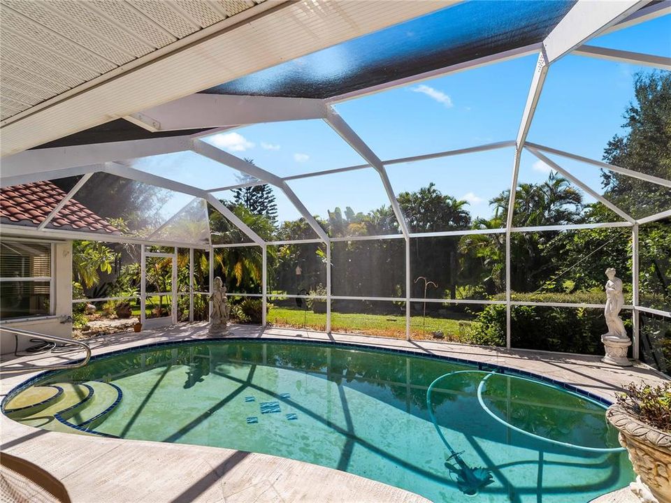 For Sale: $392,100 (4 beds, 3 baths, 2106 Square Feet)