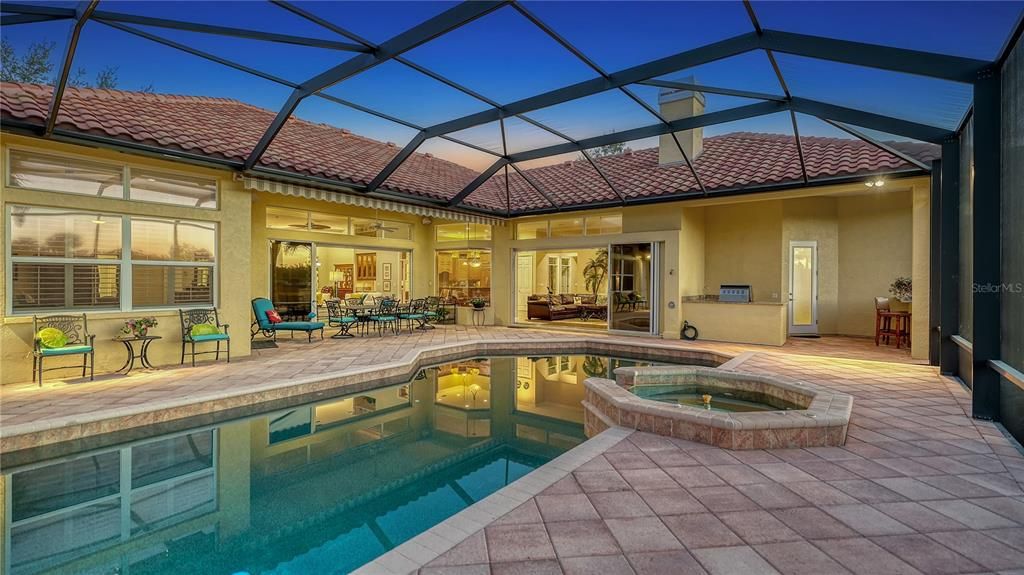 En Venta: $2,999,000 (5 camas, 4 baños, 5163 Pies cuadrados)