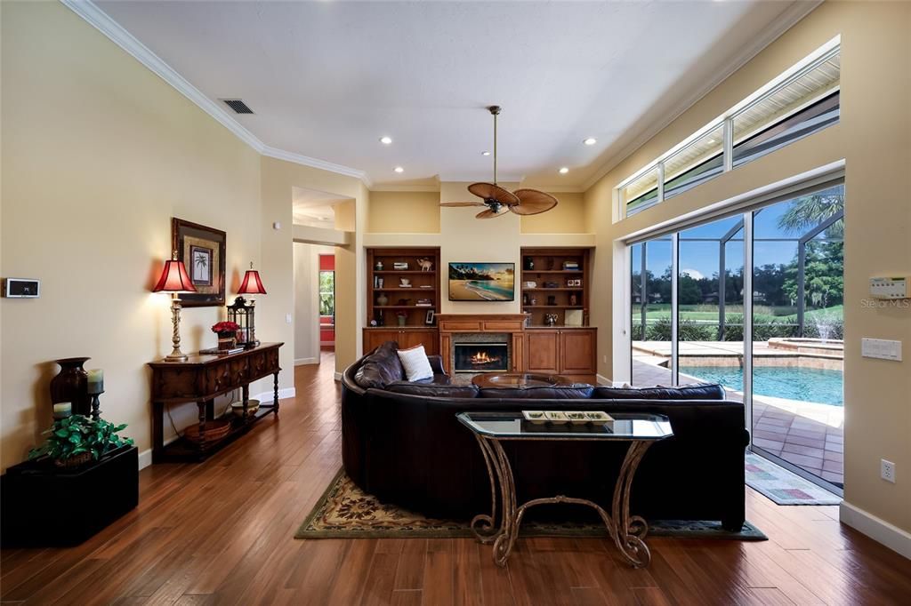 En Venta: $2,999,000 (5 camas, 4 baños, 5163 Pies cuadrados)