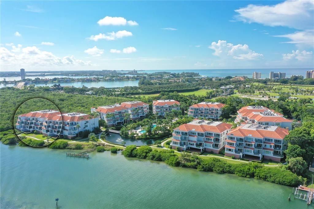 For Sale: $2,995,000 (3 beds, 3 baths, 2880 Square Feet)