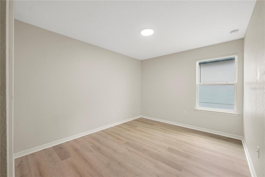 En Venta: $565,000 (4 camas, 2 baños, 2576 Pies cuadrados)