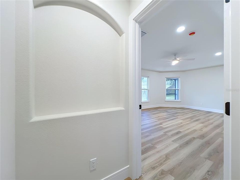 For Sale: $699,990 (4 beds, 3 baths, 2744 Square Feet)