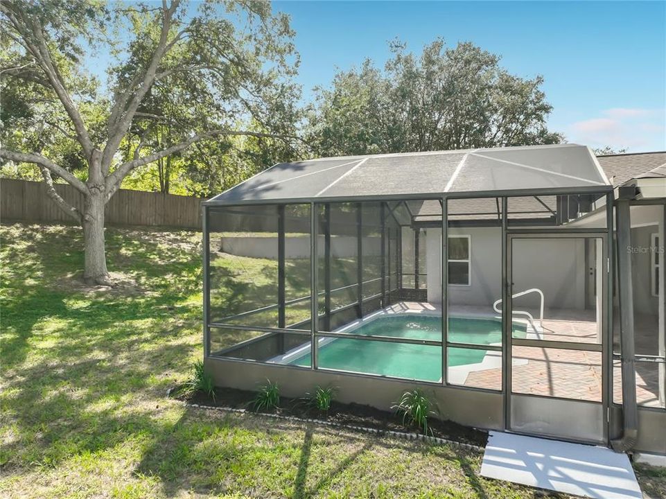 For Sale: $699,990 (4 beds, 3 baths, 2744 Square Feet)