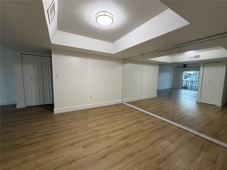 На продажу: $129,000 (1 спален, 1 ванн, 850 Квадратных фут)