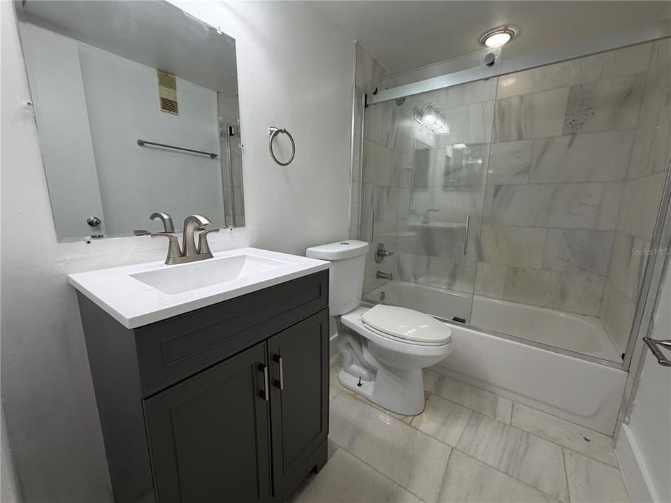 На продажу: $129,000 (1 спален, 1 ванн, 850 Квадратных фут)