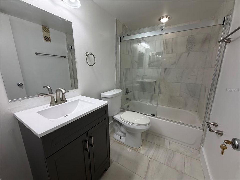 На продажу: $129,000 (1 спален, 1 ванн, 850 Квадратных фут)