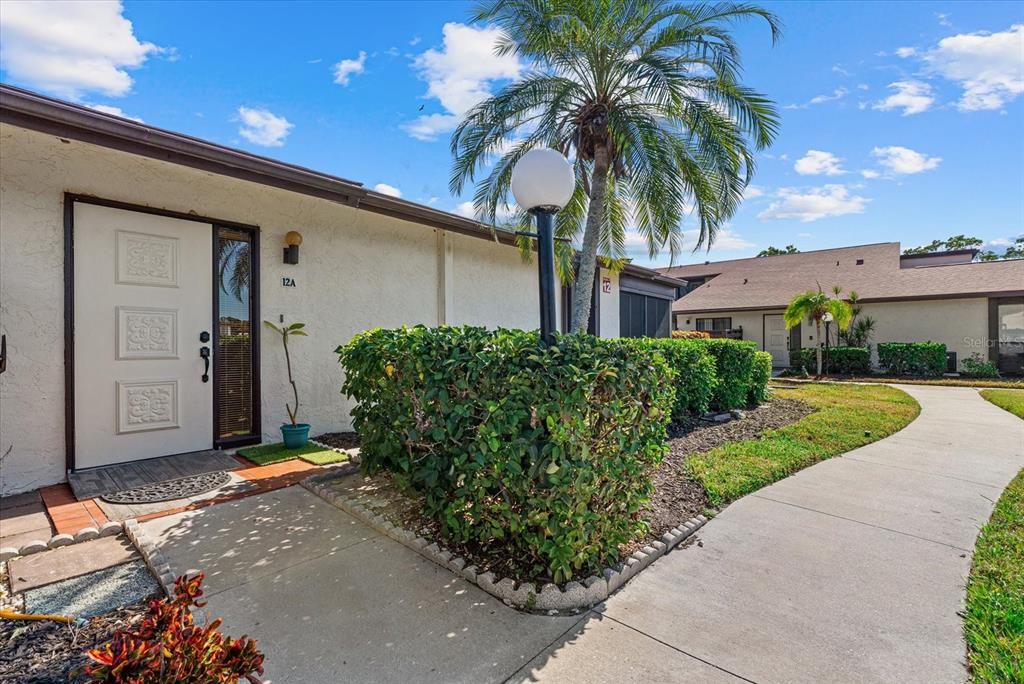 For Sale: $189,000 (2 beds, 2 baths, 1280 Square Feet)