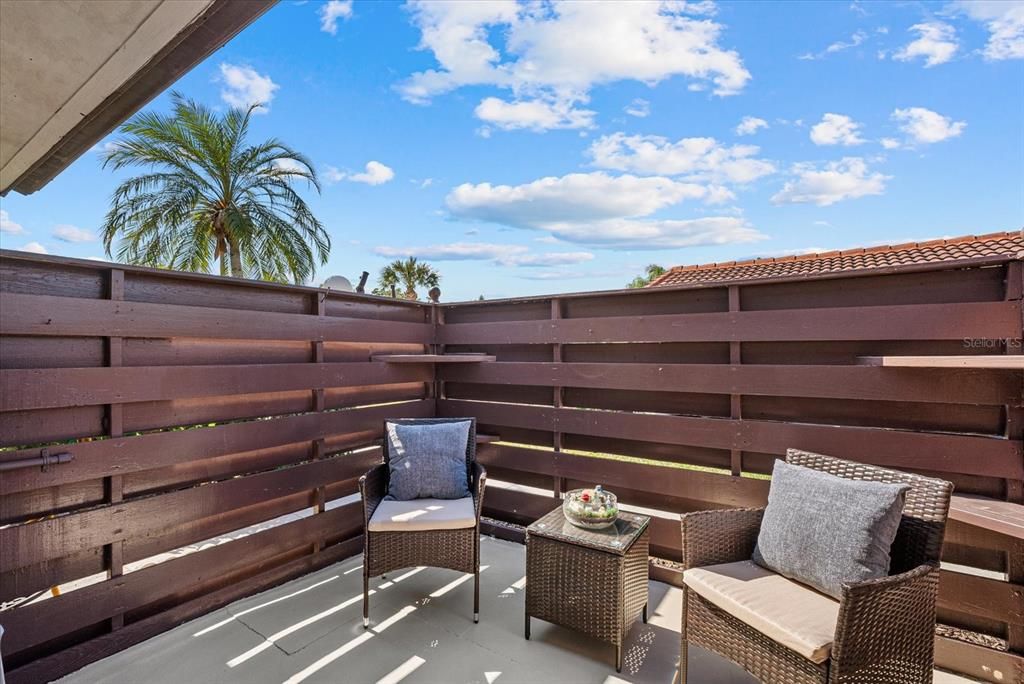 For Sale: $189,000 (2 beds, 2 baths, 1280 Square Feet)