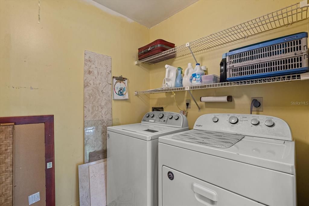 For Sale: $189,000 (2 beds, 2 baths, 1280 Square Feet)