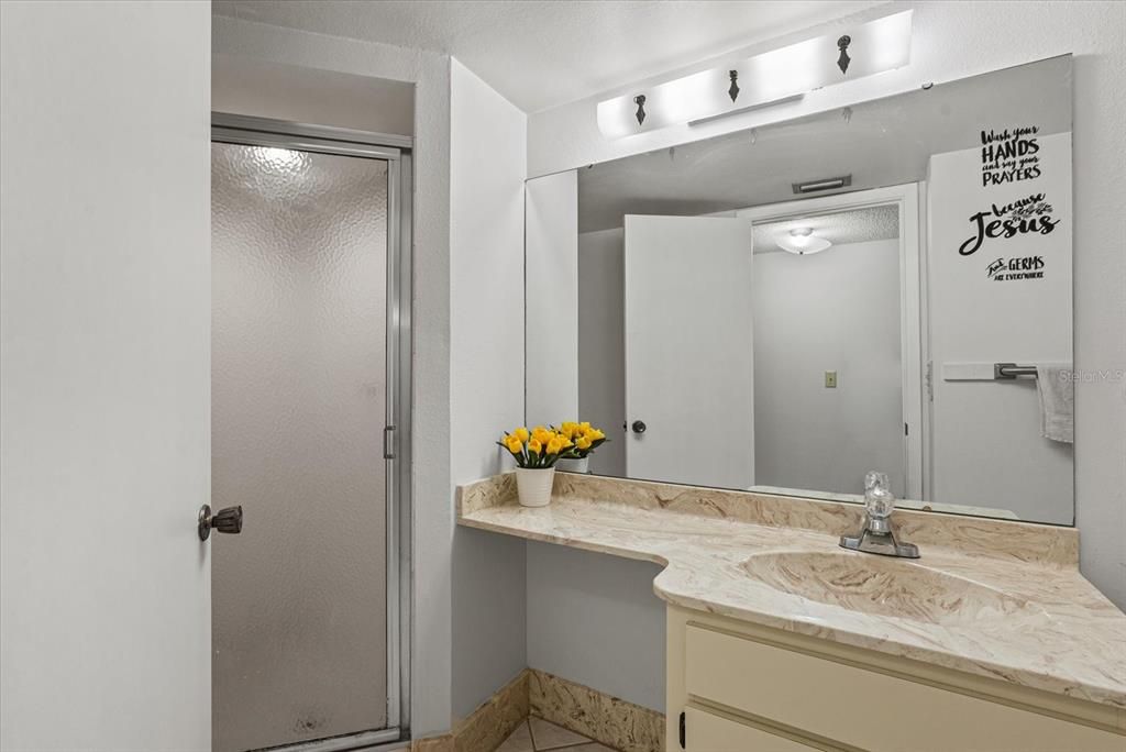 For Sale: $189,000 (2 beds, 2 baths, 1280 Square Feet)
