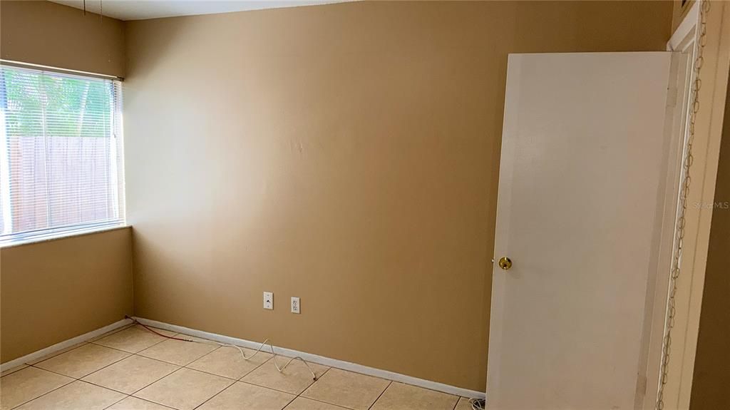 For Sale: $174,900 (2 beds, 0 baths, 757 Square Feet)