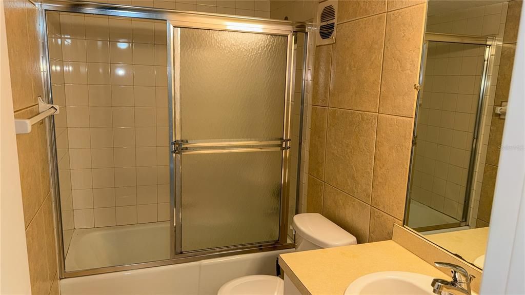 For Sale: $174,900 (2 beds, 0 baths, 757 Square Feet)