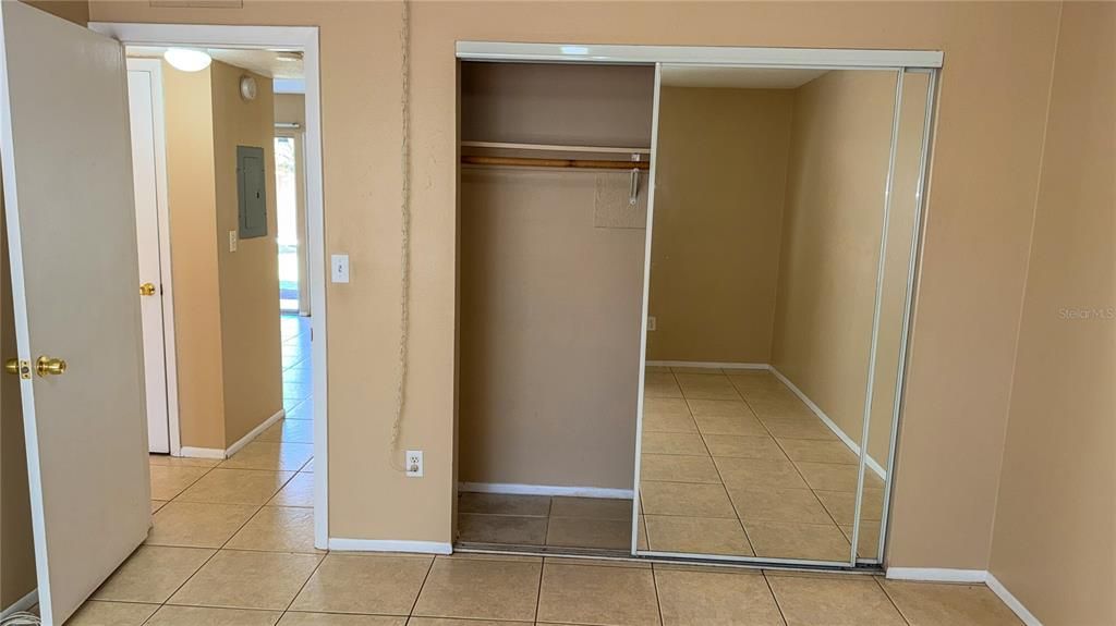 For Sale: $174,900 (2 beds, 0 baths, 757 Square Feet)