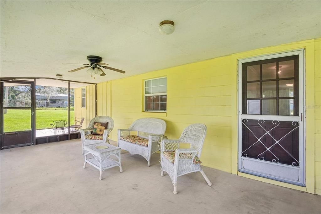 For Sale: $248,000 (3 beds, 3 baths, 1344 Square Feet)