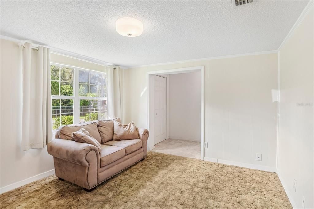 For Sale: $248,000 (3 beds, 3 baths, 1344 Square Feet)