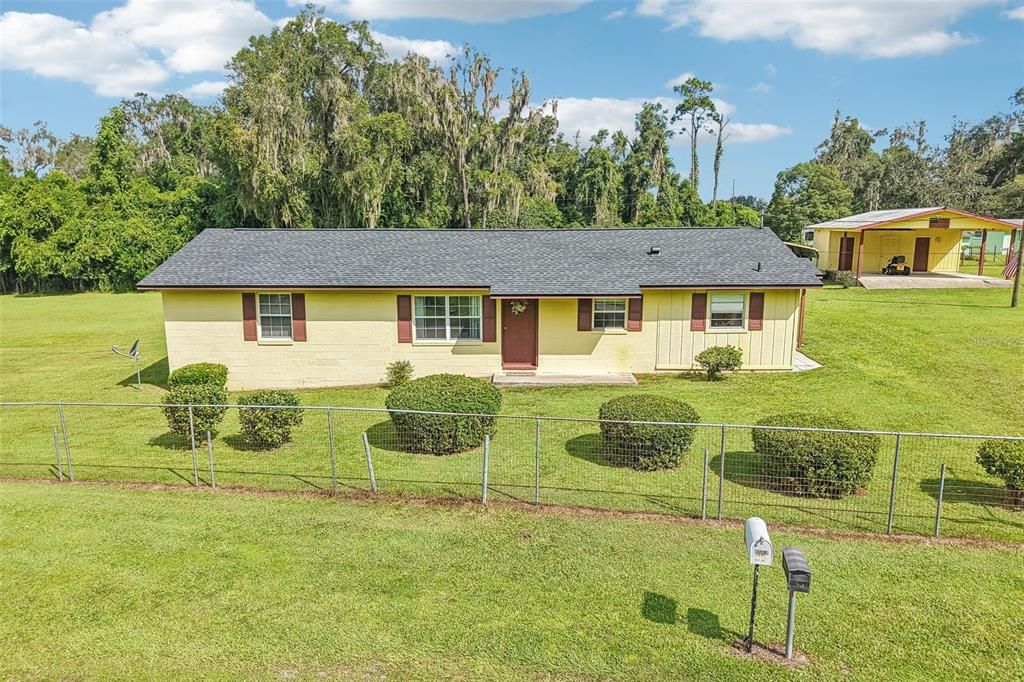 For Sale: $248,000 (3 beds, 3 baths, 1344 Square Feet)