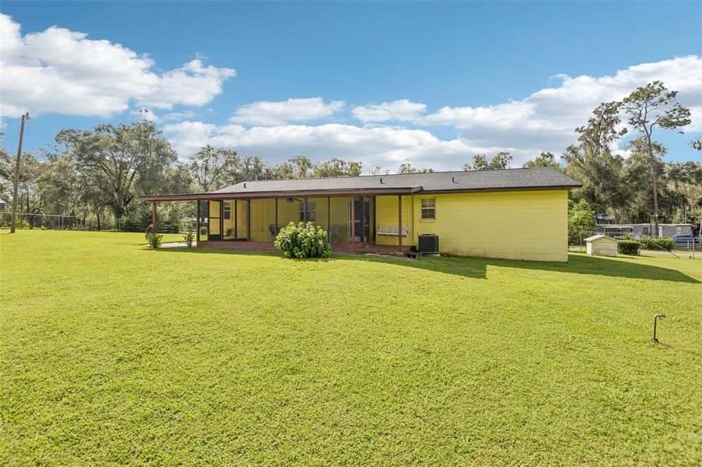 For Sale: $248,000 (3 beds, 3 baths, 1344 Square Feet)