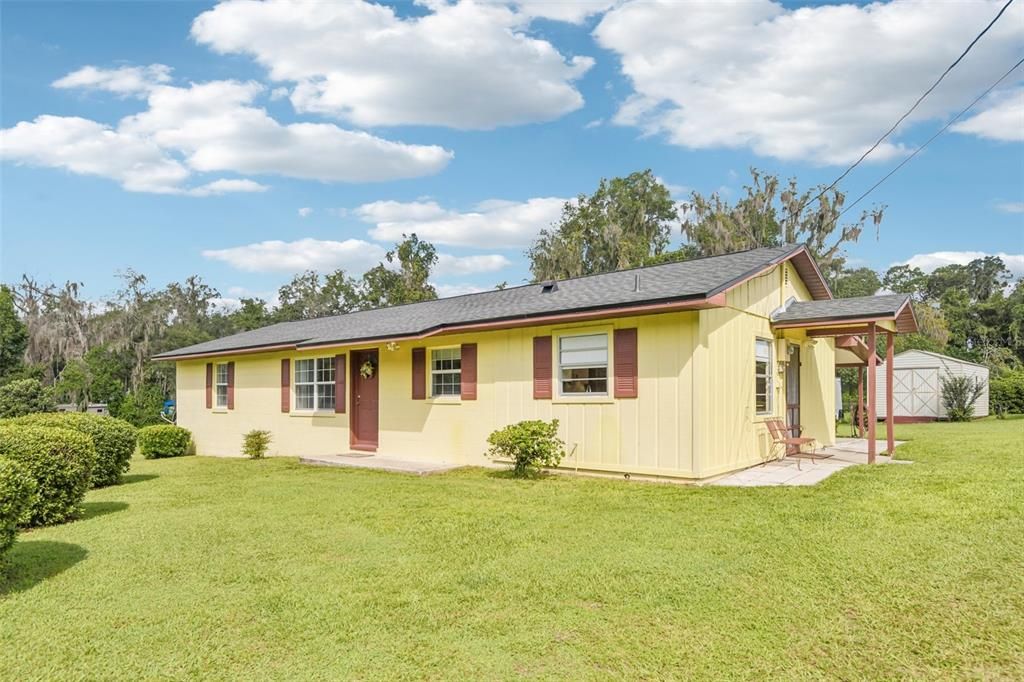 For Sale: $248,000 (3 beds, 3 baths, 1344 Square Feet)
