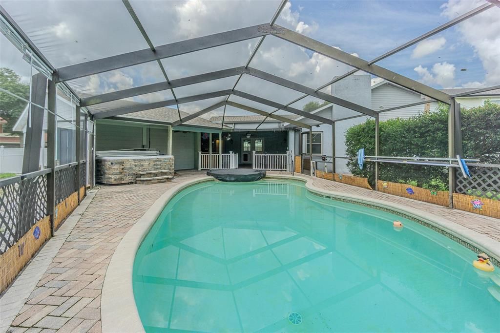 : $499,900 (4 beds, 3 baths, 2261 Square Feet)