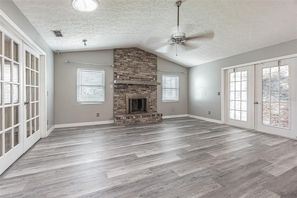 : $499,900 (4 beds, 3 baths, 2261 Square Feet)