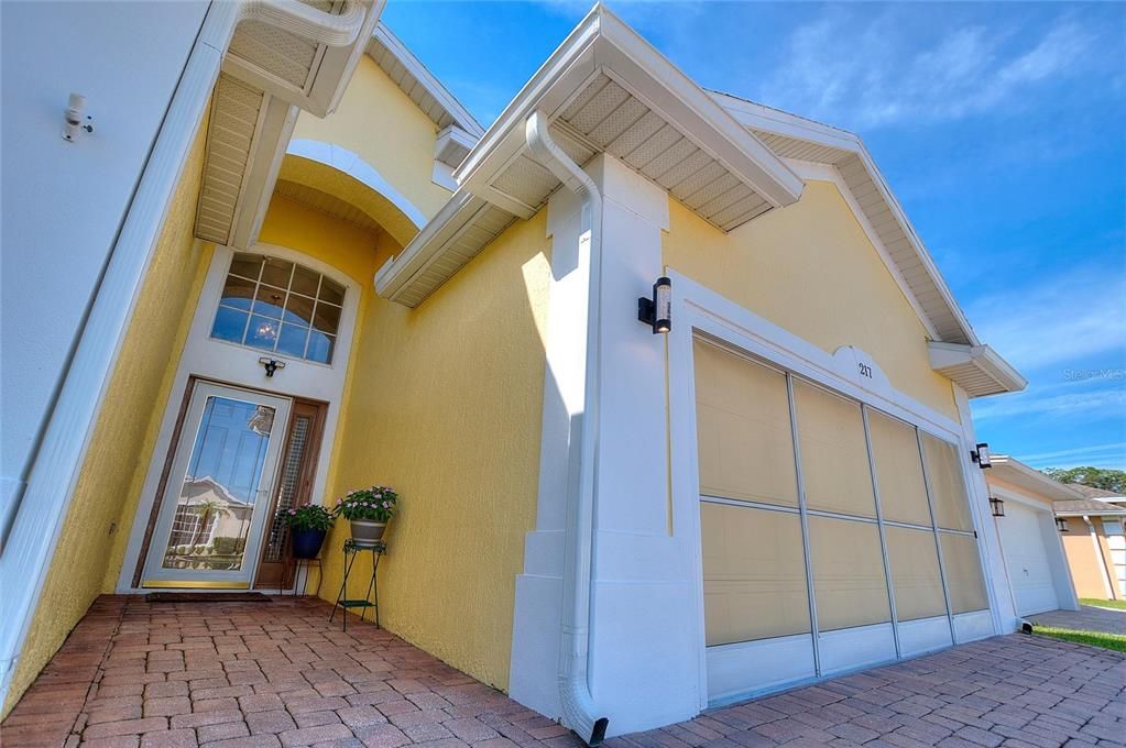 For Sale: $324,750 (2 beds, 2 baths, 1790 Square Feet)