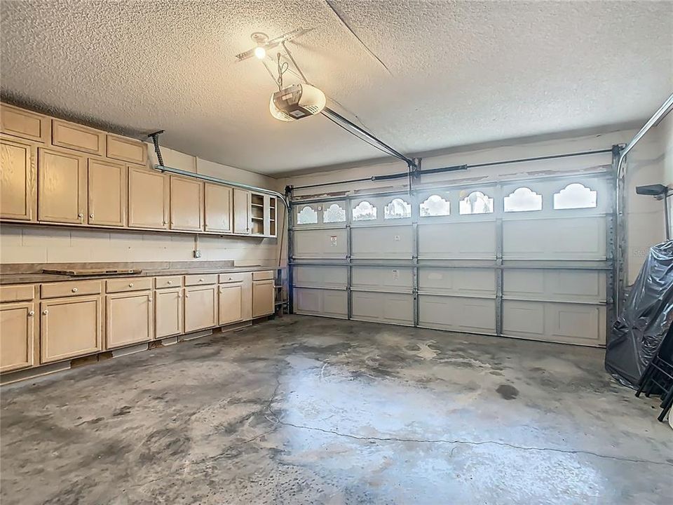 For Rent: $2,600 (3 beds, 2 baths, 1462 Square Feet)