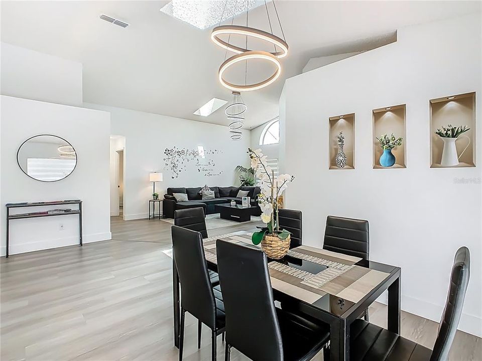 For Rent: $2,600 (3 beds, 2 baths, 1462 Square Feet)